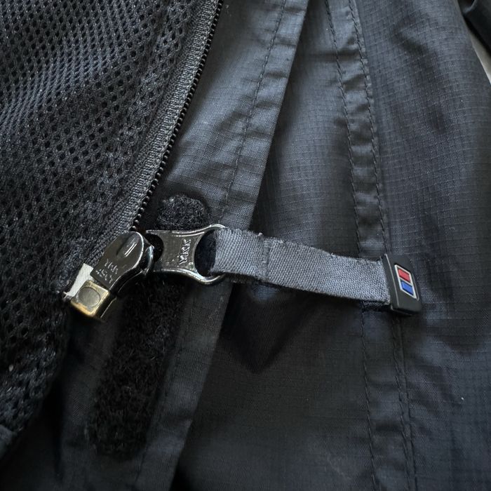 Вітровка berghaus