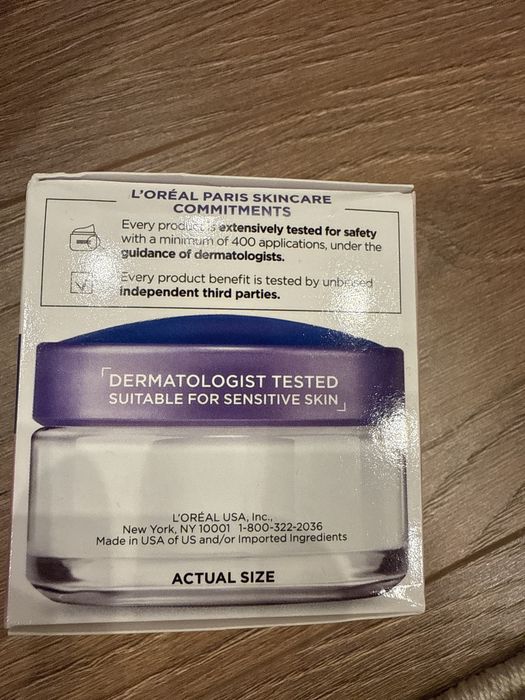 Зволожуючий крем Loreal