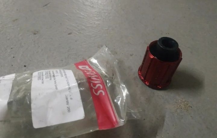 Vario material bicicleta (sapatos, avanços, espigões, bolsa,etc)
