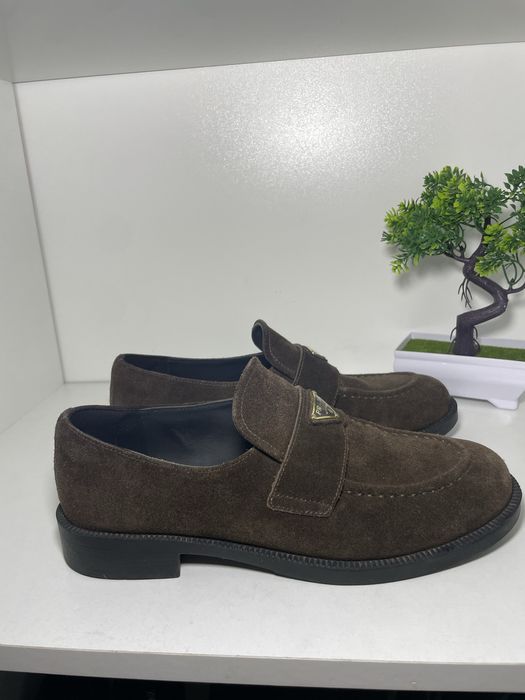 Продам лофери Prada