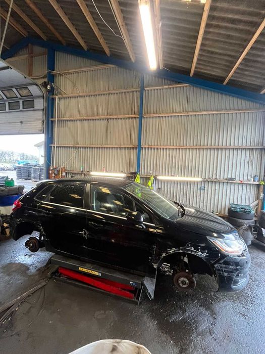 Citroen C4 B7 бампер та інше.Сітроен Ц4б7 бампер та інше,Сітроен ц4 б7