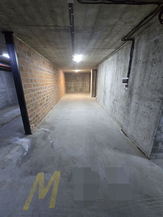 Оренда  паркомісця