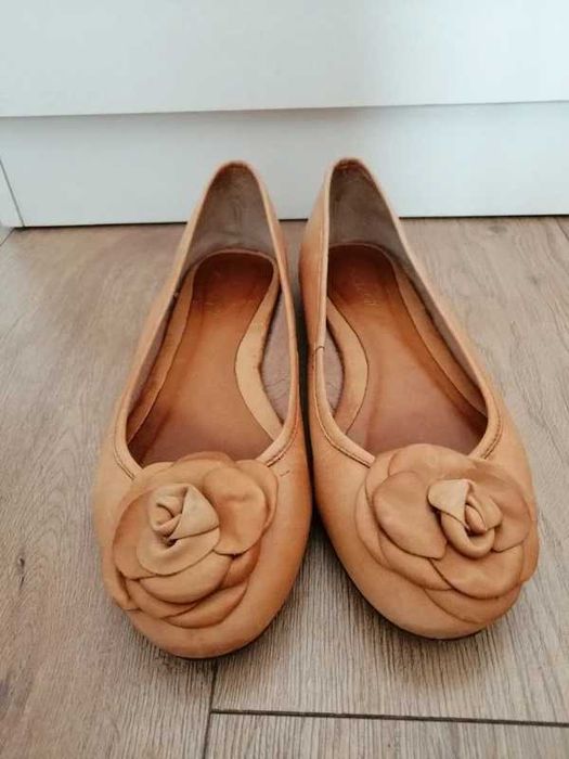 Baleriny damskie Kazar rude skórzane kwiat 37 38