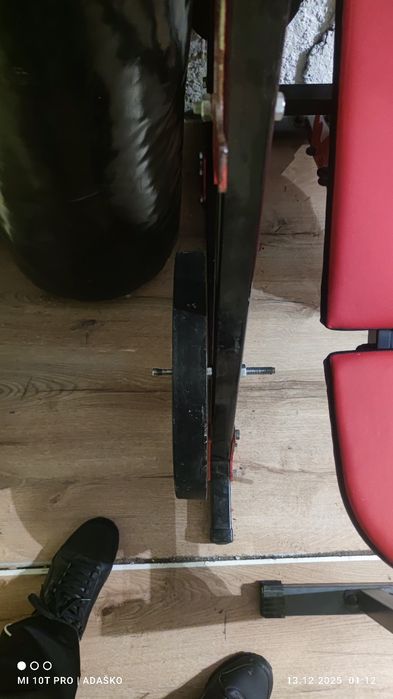 Stojak  do ławeczki. + 2 lustra