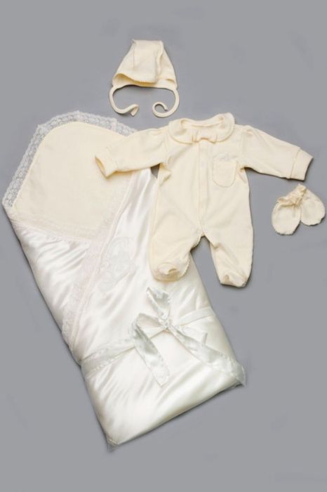 Комплект на выписку для новорожденных