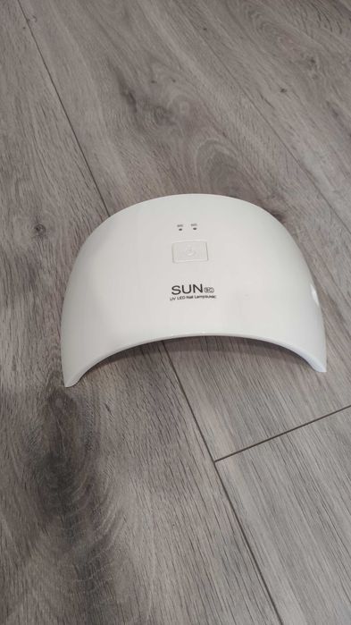 Лампа для манікюру