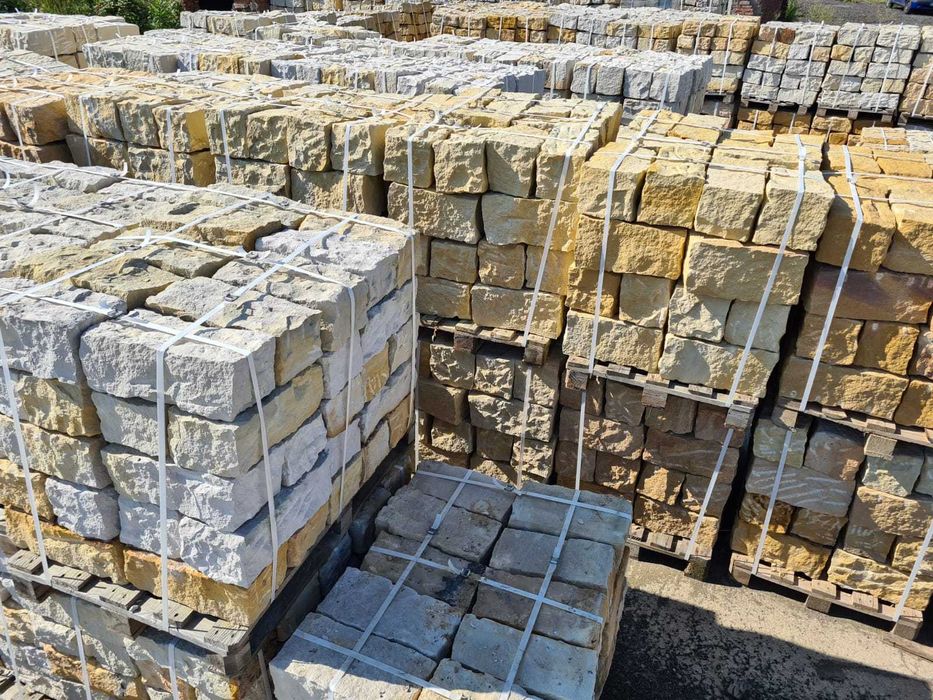 11. Kamień murowy PIASKOWIEC 15×20×40 cm łupany | Kamień naturalny |