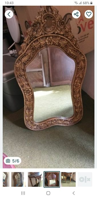 Mesa apoio dourada com espelho