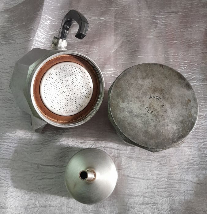 Cafeteira em alumínio