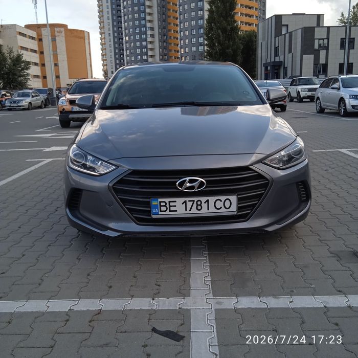 Hyundai Elantra!!