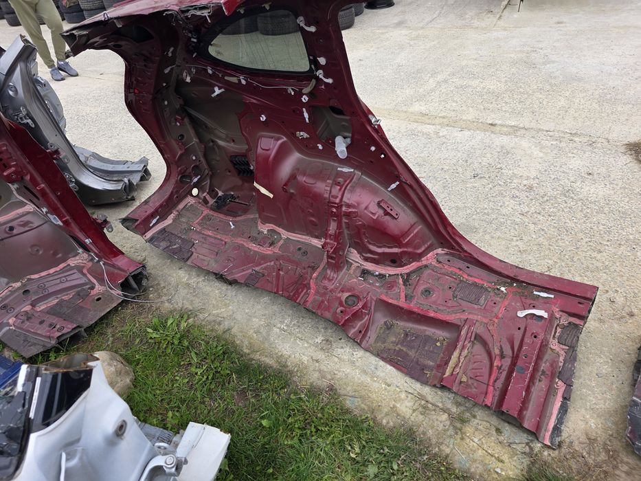 Четверть задня ліва Toyota Highlander 20-25 року