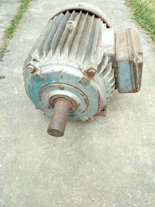 Silnik indukcyjny 3 fazowy 5,5kW 380V 38mm