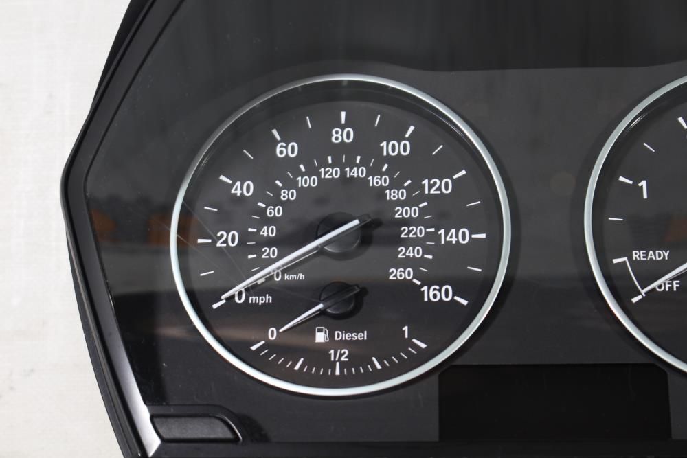 Quadrante / painel de instrumentos BMW 1 (F21)