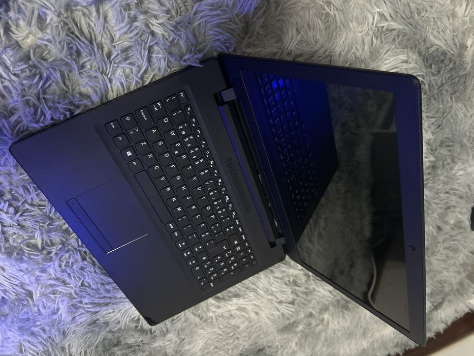 Portatil Lenovo Preto IdeaPad 110