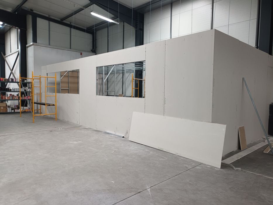 FMV REVESTIMENTO, Fazemos remodelação completa interior e exterior .