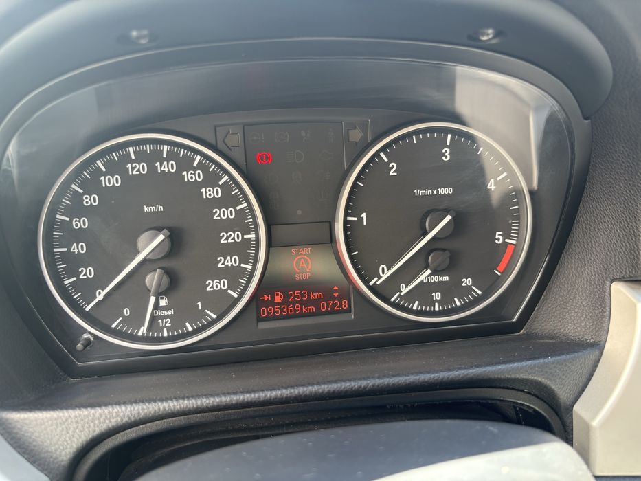BMW 320 — fotografia 11