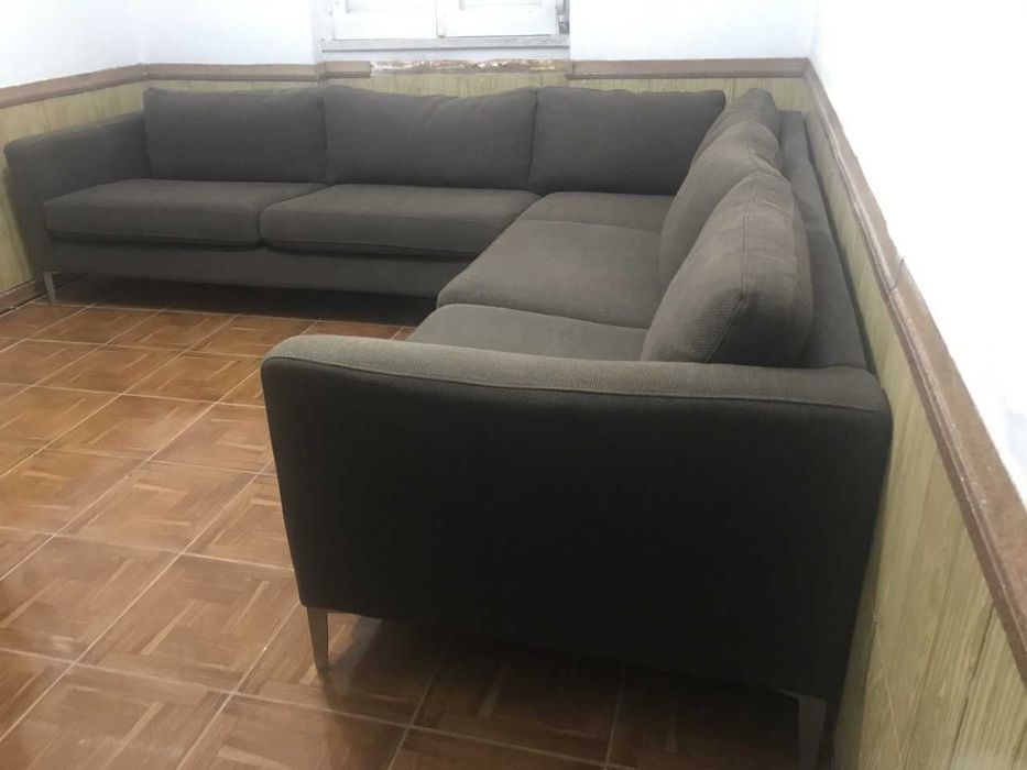 Sofá grande de canto em muito bom estado Quinta do Conde • OLX Portugal