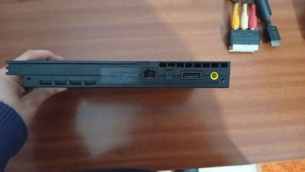 PlayStation 2 Slim Completa + Comando Sony + Cartão 8MB + Jogo