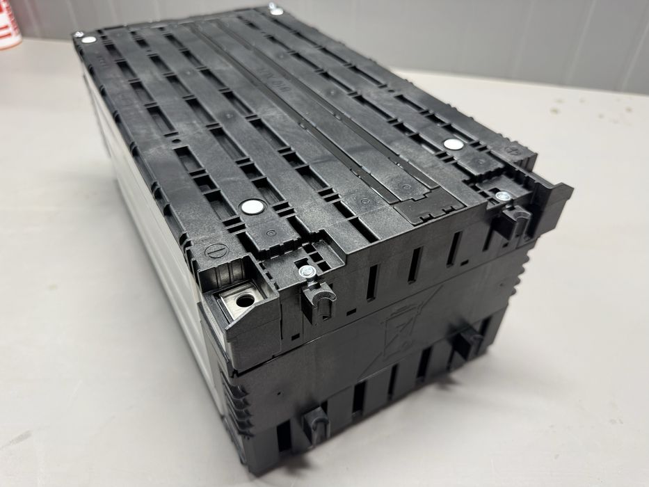 Акумуляторний модуль 4,45kWh 8S2P 152Ah LG Li-ion