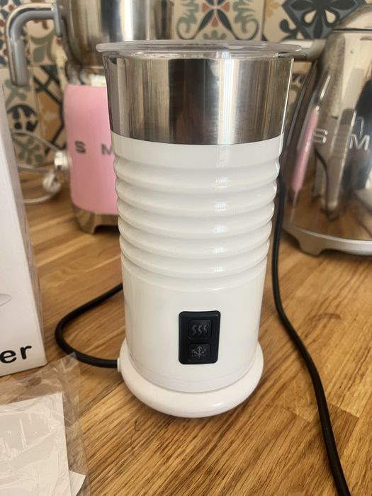 Espumador aquecedor de leite