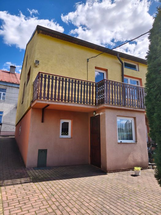 Sprzedam dom w Ćmielowie – 150 m², działka 1158 m², garaż 70 m² - Widok 2