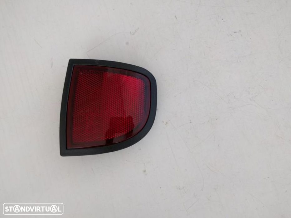 refletor farolim tras mitsubishi l200 2006 a 2014