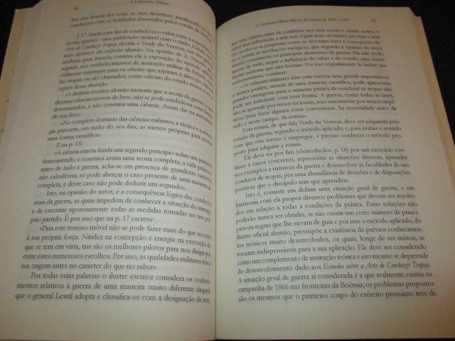Livro Introdução ao Estudo dos Conhecimentos Militares