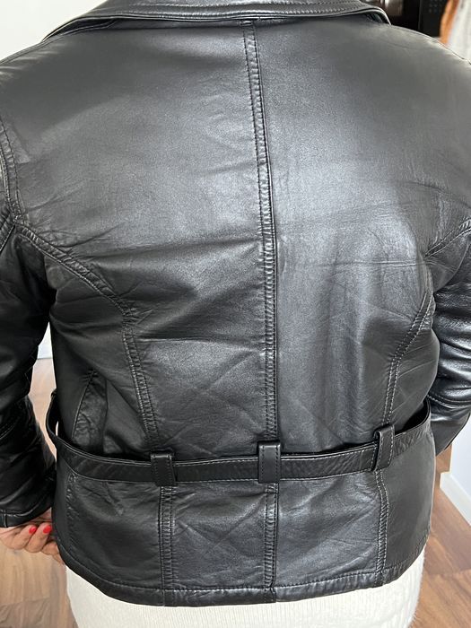 Blusão em pele genuína preto