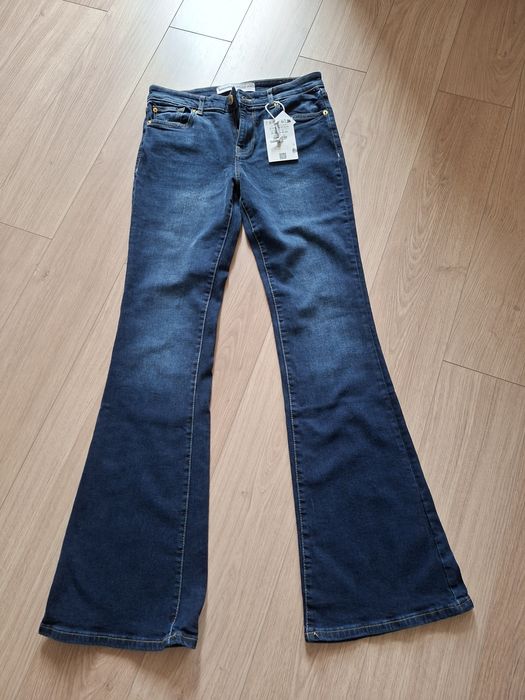 Bershka nowe jeansy flare 36