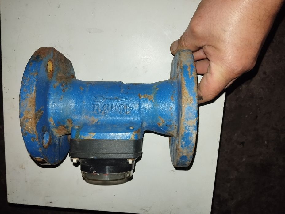 Счётчик для измерения воды 50мм.