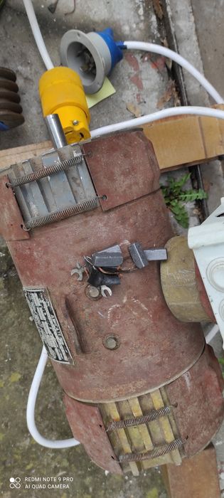 Двигатель постоянного тока с регулировкой оборотов