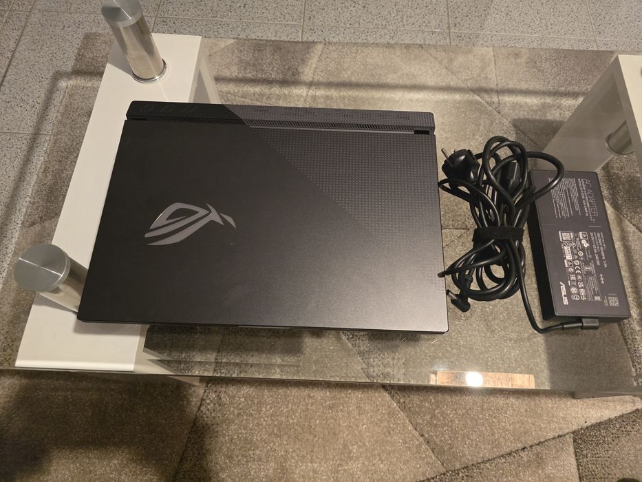 Asus ROG Strix modelo G513I