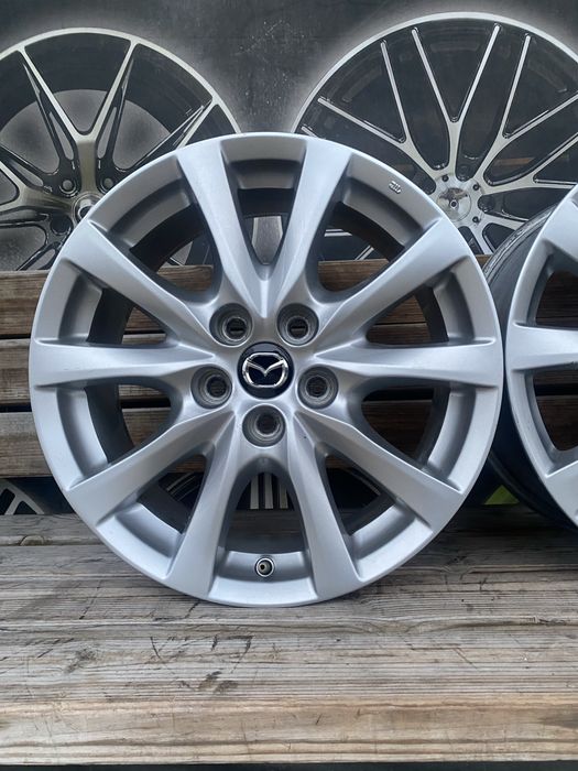 777 Оригинальные диски R17 5/114.3 Mazda 3 6 Kia Renault