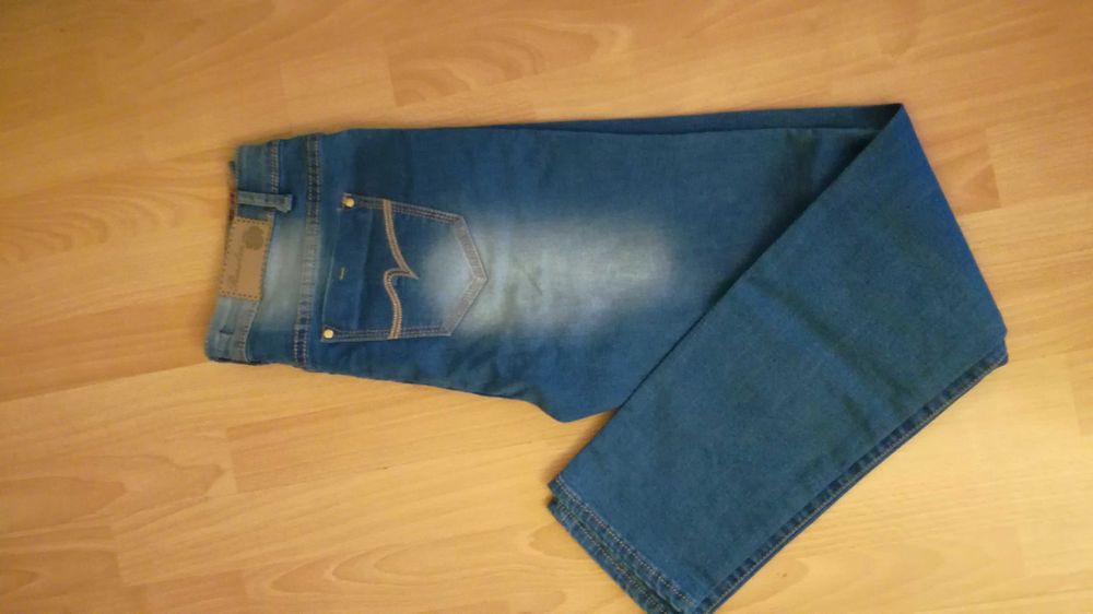 Spodnie jeansy Resalsa r. 42, XL.