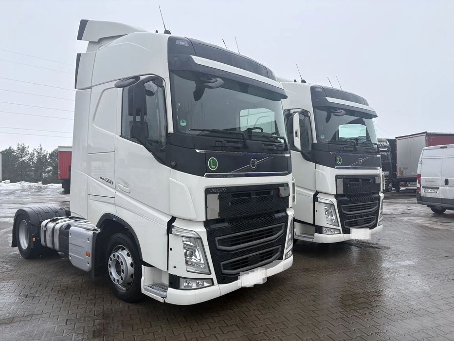 Volvo 500 MEGA