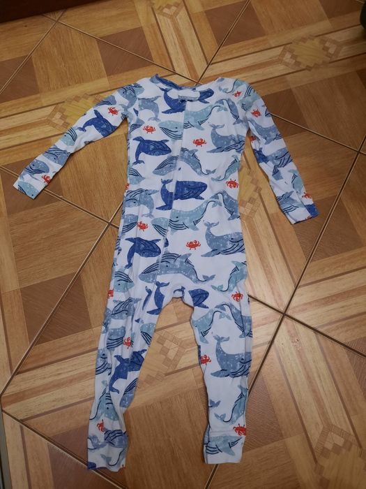 Carters 2t  человечки