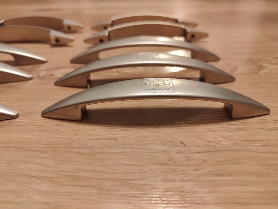 Uchwyt meblowy Komandor