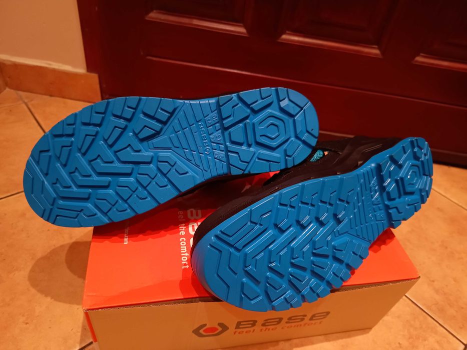 Buty robocze r 43 NOWE