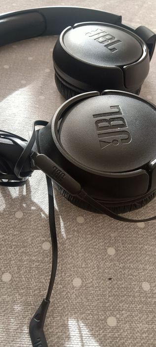 Headphones JBL com microfone NOVOS