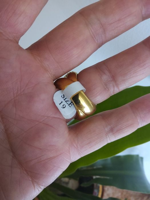 Anel nr 19 dourado antialérgico