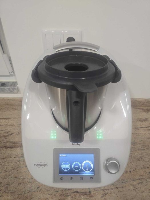 Bimby TM5 + todos os acessórios