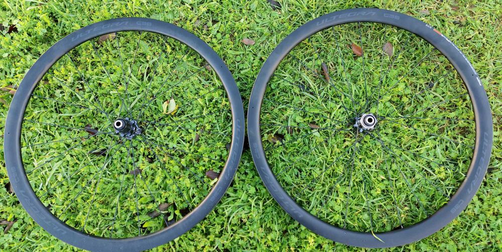 Par de Rodas Shimano Ultegra C36 Tubeless