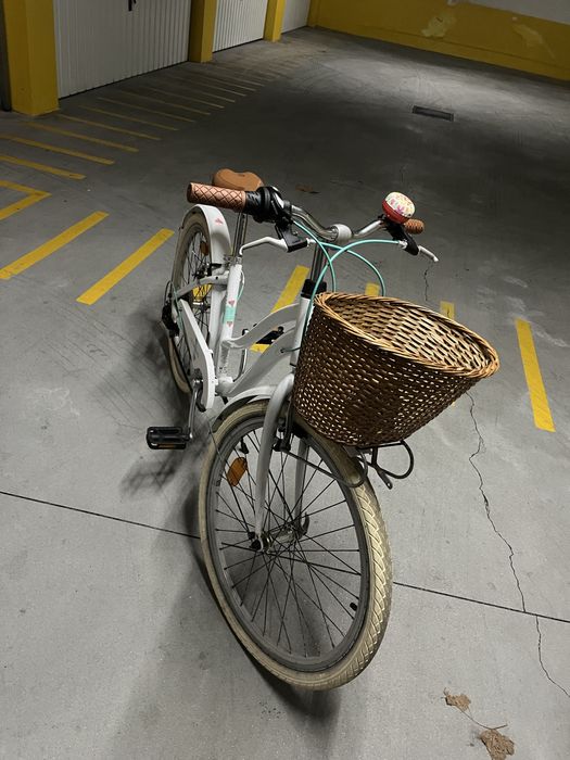 Bicicleta de criança semi-nova