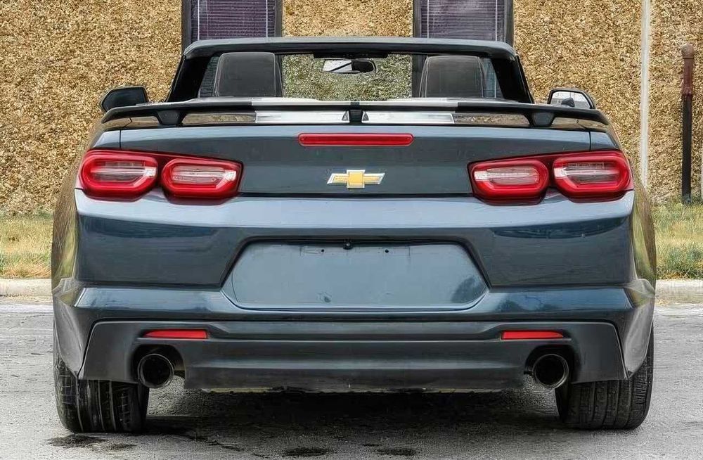 Chevrolet Camaro      2020