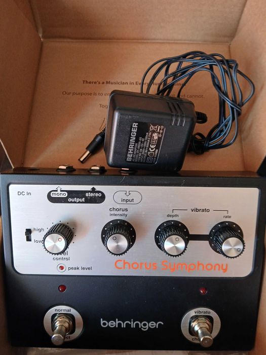 Behringer CHORUS SYMPHONY kopia CE-1
