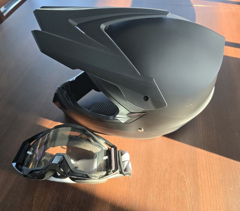 Kask na hulajnoge, crossa, rower z torbą na kask