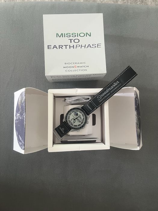 Relógio omega x swatch mission to earthphase