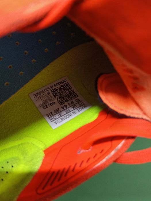 Продам бутсы Adidas Predator