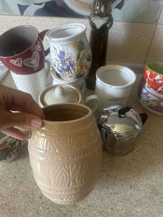 Лот чайник, сахарниця, вазочка