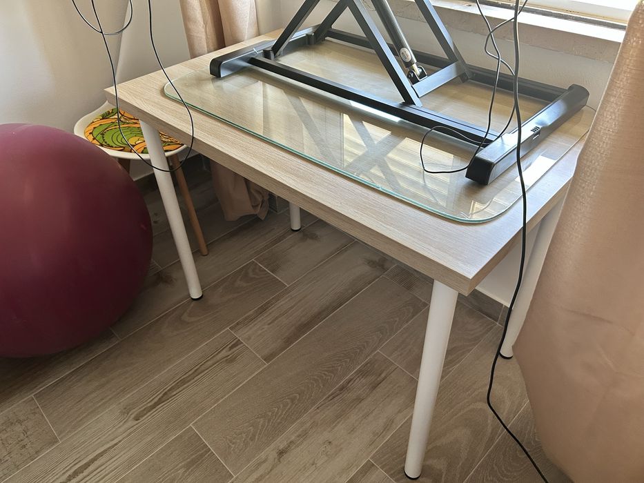 Vendo Secretaria Bege